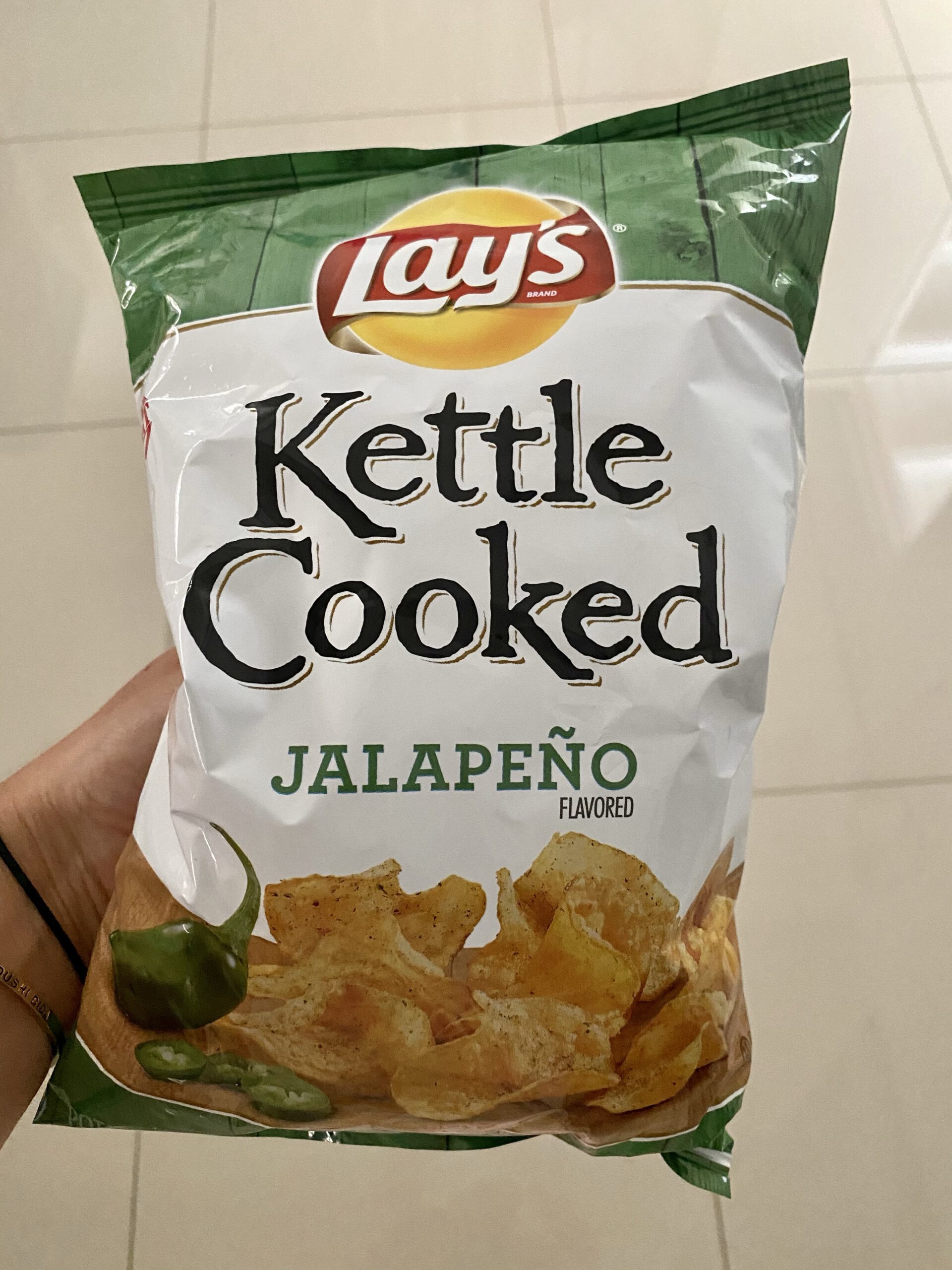 Review Lays Kettle Cooked Jalapeño Liflaflianne